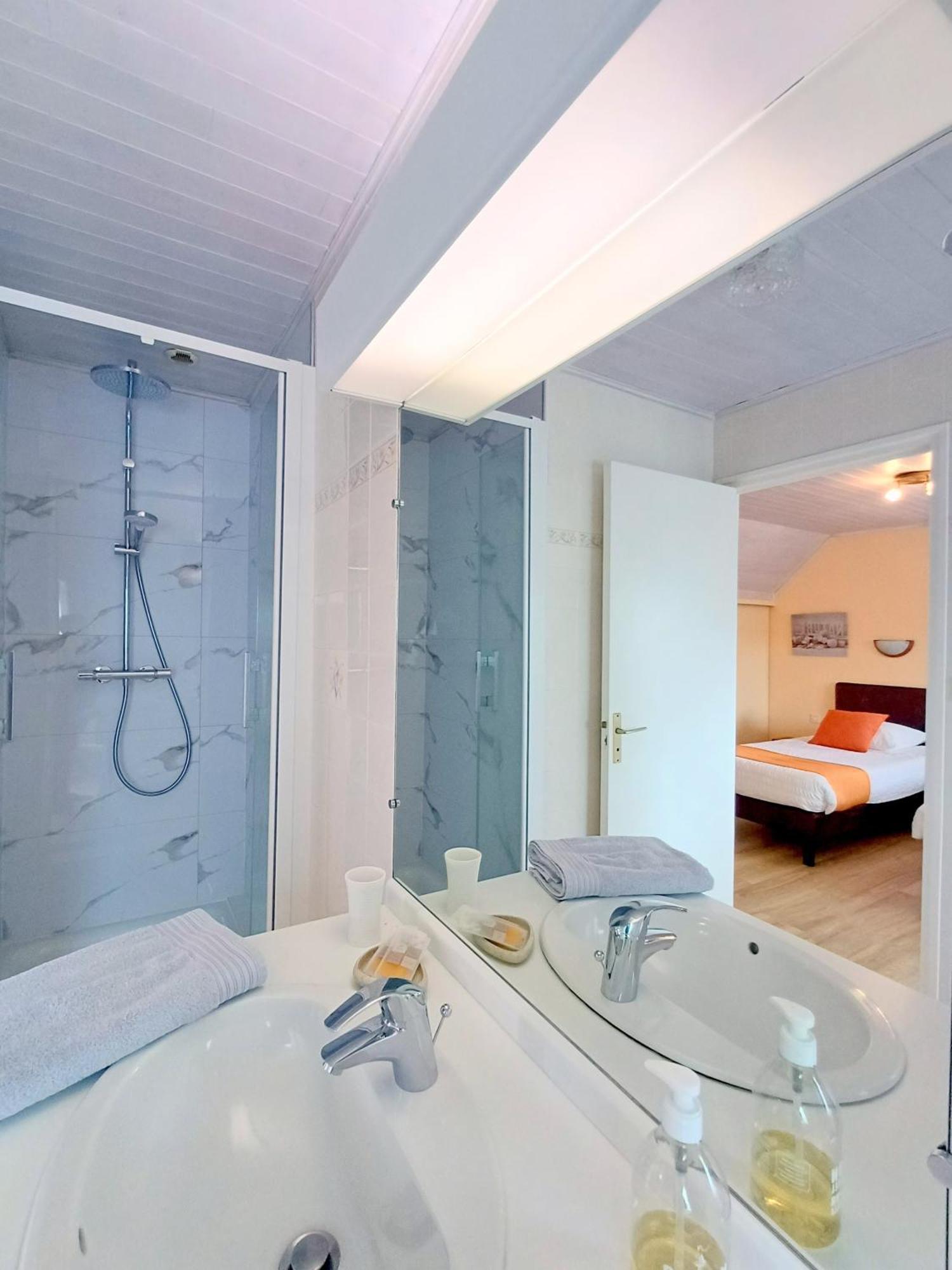 Au Calme A 10Mn Des Baies De Douarnenez Et Audierne Avec Cuisine A Disposition Mahalon Exteriér fotografie